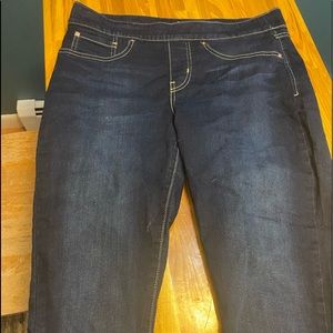 Levi’s pull on jeans